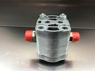 krumpliaratinis siurblys Bosch Gear Pump 7030001 ekskavatoriaus Bosch A312/A900C Li /A900C ZW /A902 INDUSTRIAL/A902 Li/A904 INDUSTRIAL/A904 Li/A904C