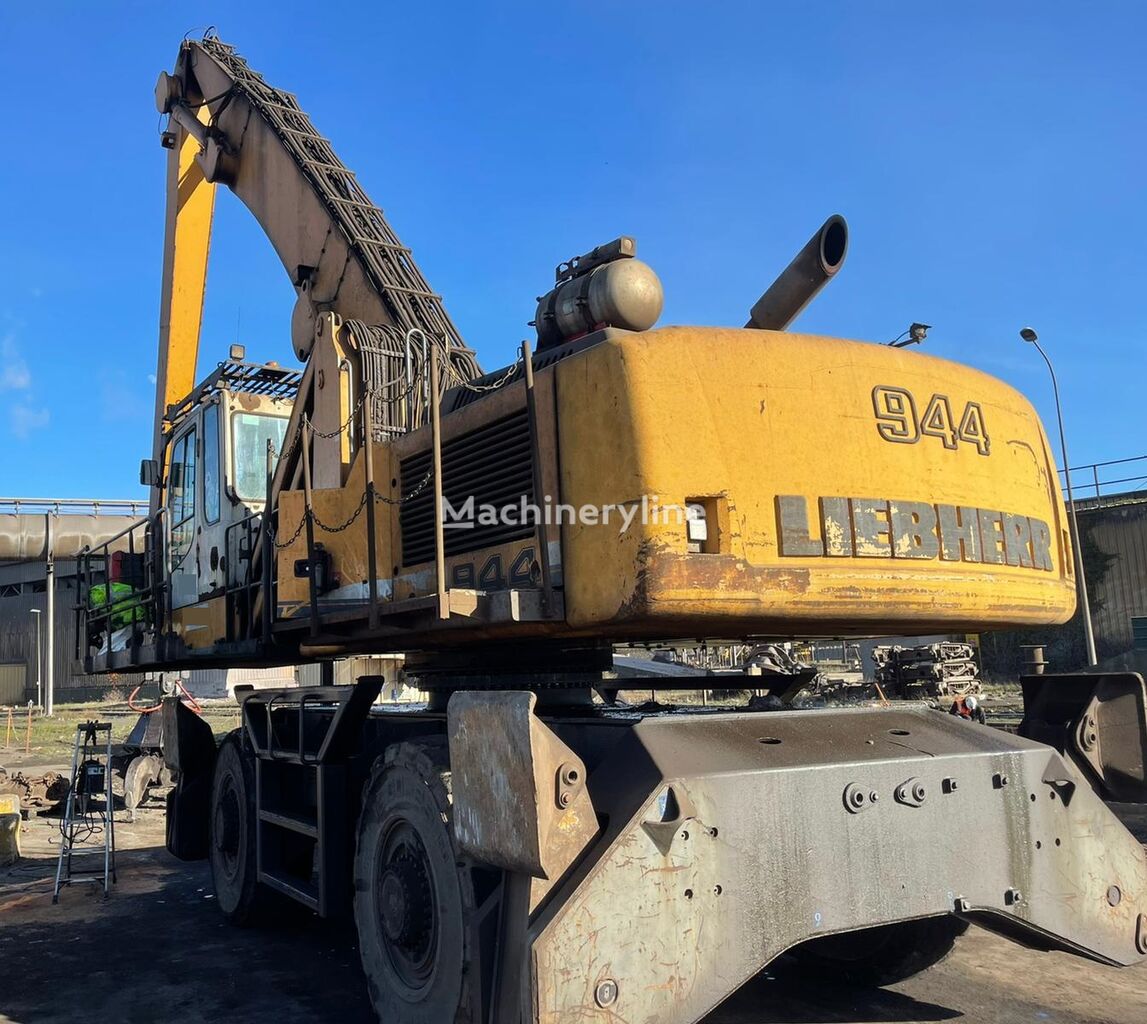 ratinis ekskavatorius Liebherr A944 C HD