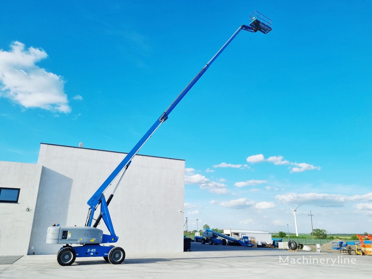 teleskopinis keltuvas Genie S-85 (JLG 860SJ) - R296